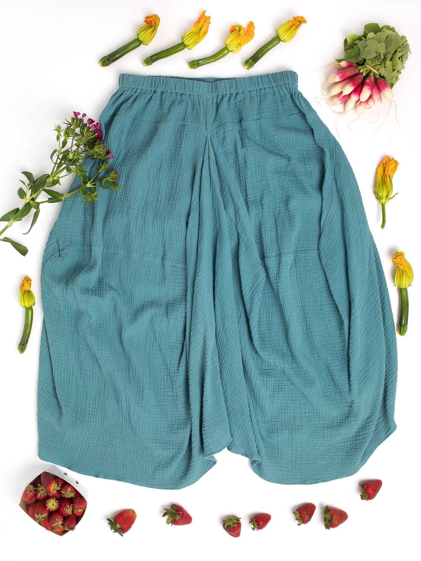 Women's Fashion: Fun Skirt in Sustainable Organic Cotton XS-XL, Swingy with a mini train in the back for that Vintage Divine Goddess Natural Mermaid vibe, wear for Fun Times at the beach, in the woods, at brunch, on vacation, for travel, events, weddings... because it just looks good on everyone!